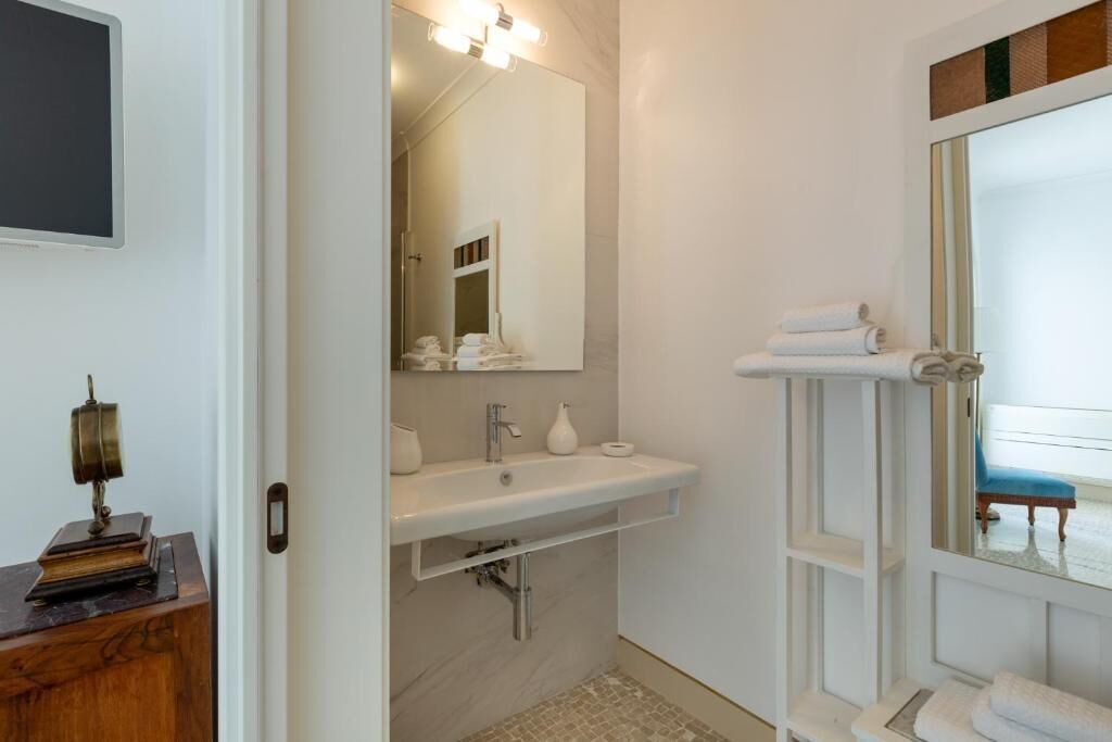 Photo of Bathroom in Salve