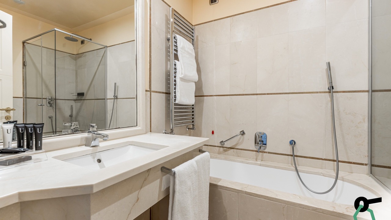 Photo of Bathroom in Livorno
