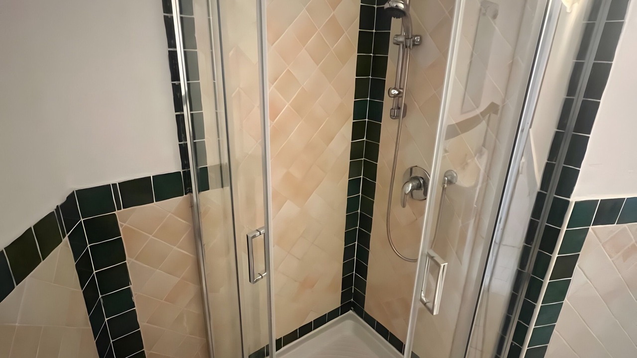 Photo of Bathroom in Baia Caddinas
