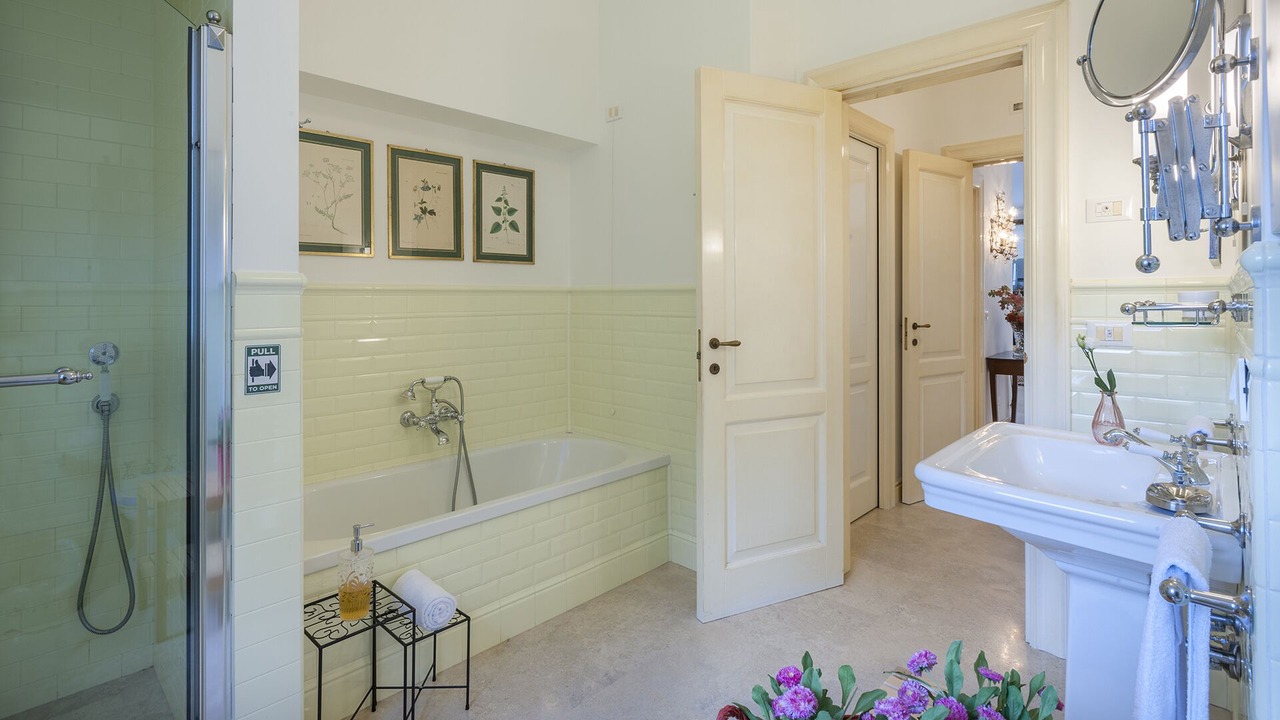 Photo of Bathroom in Silvi