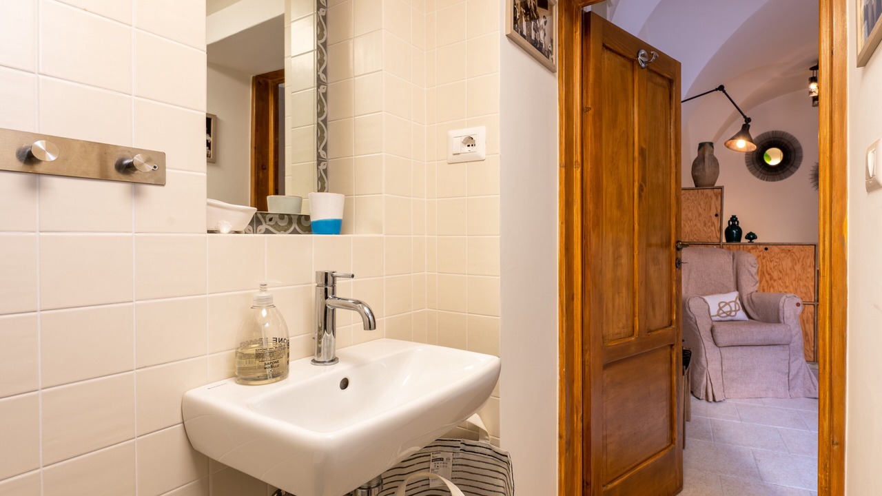 Photo of Bathroom in Cisternino