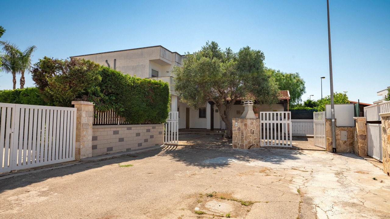 Photo of Outdoor in Torre Santa Sabina