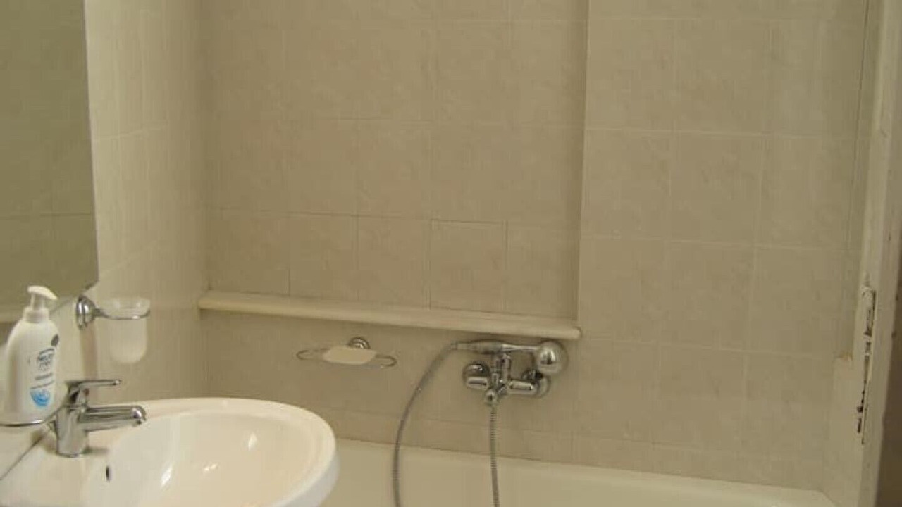 Photo of Bathroom in Gallipoli Historic Center