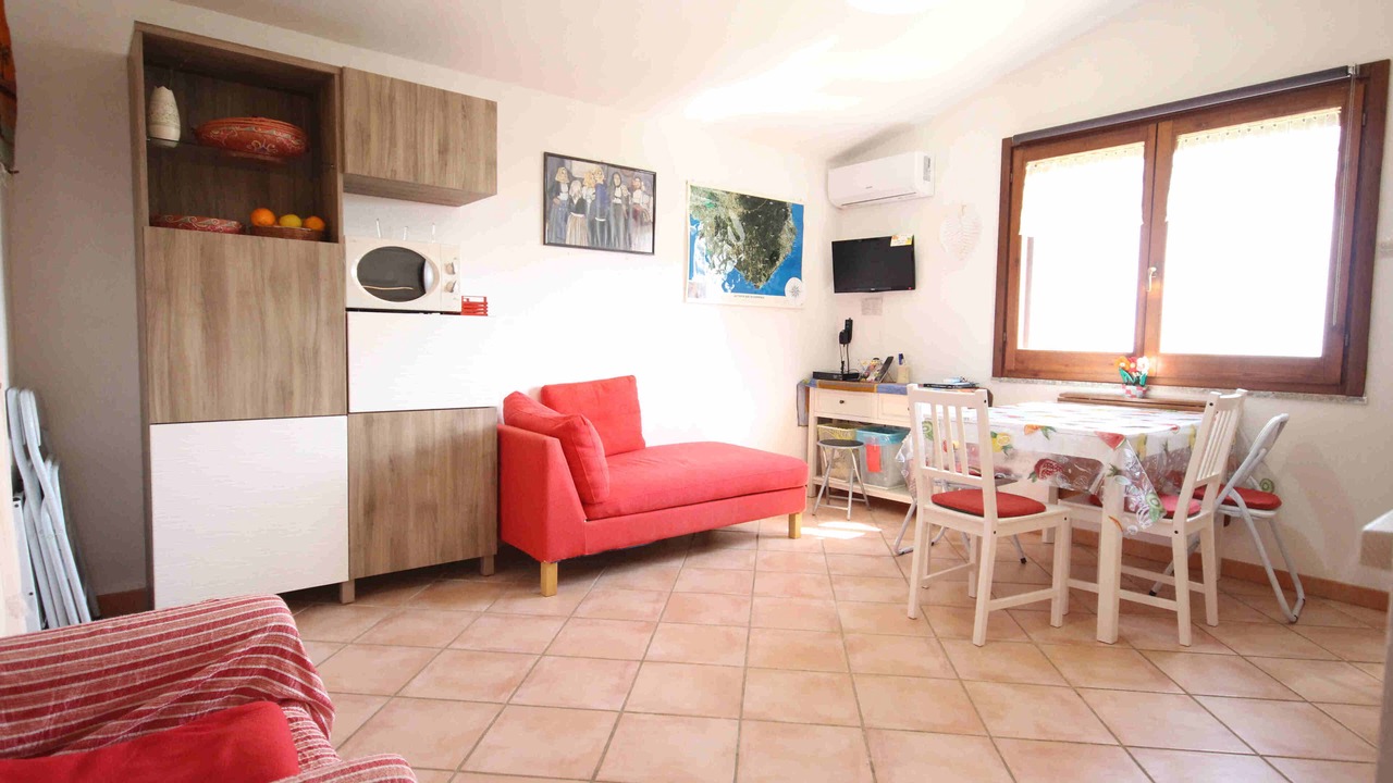 Photo of Livingroom in Eden Rock