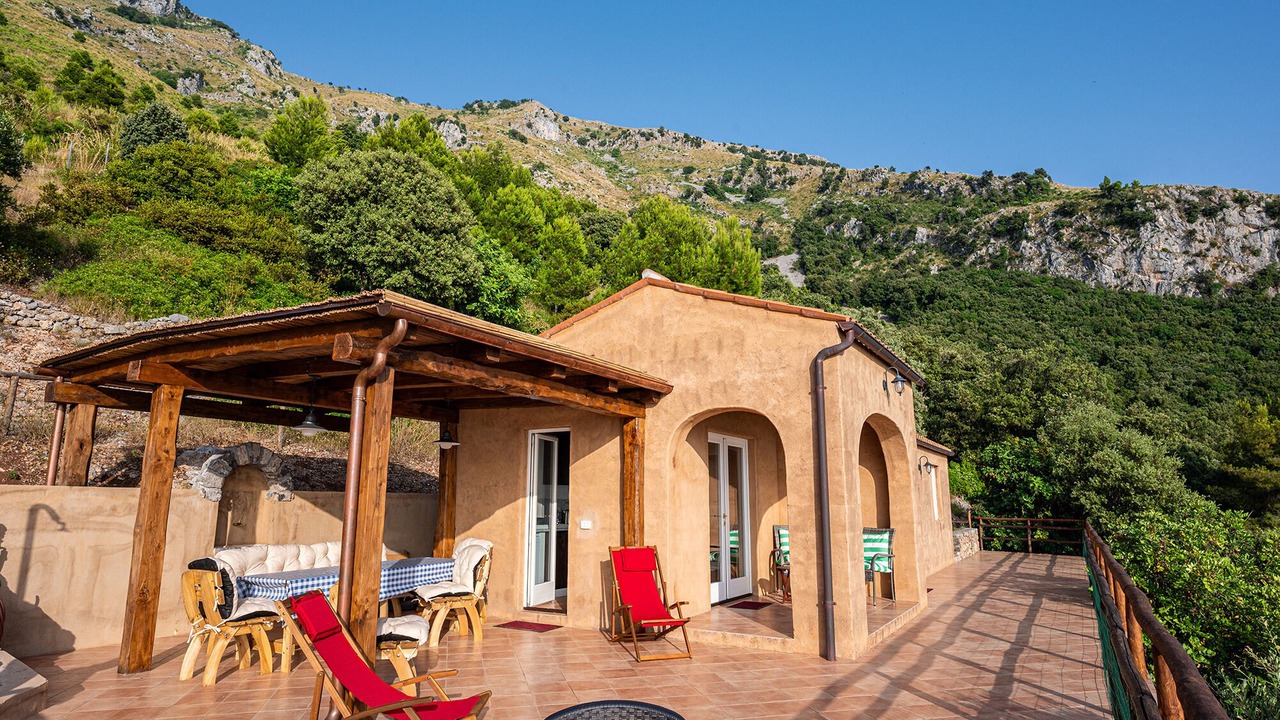 Photo of Patio Balcony in Cersuta