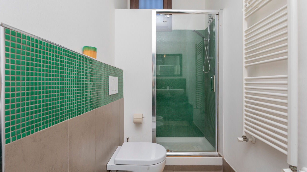 Photo of Bathroom in Picanello-Ognina-Barriera-Canalicchio