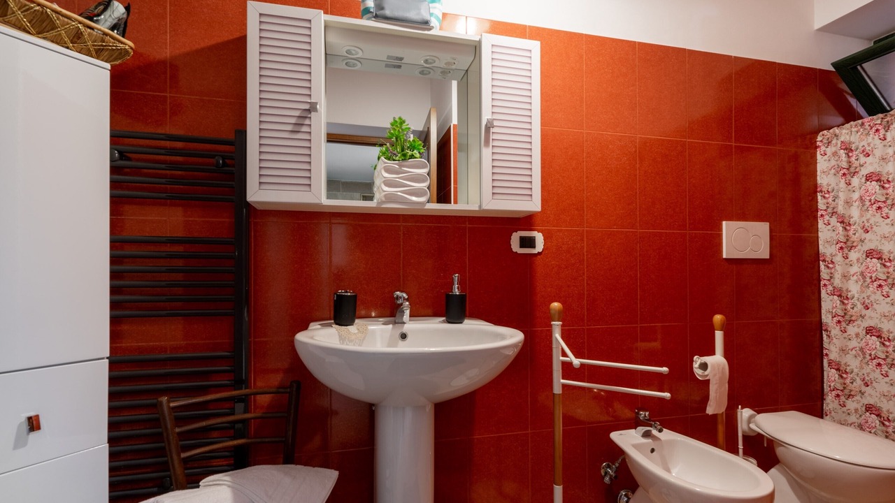 Photo of Bathroom in Matino