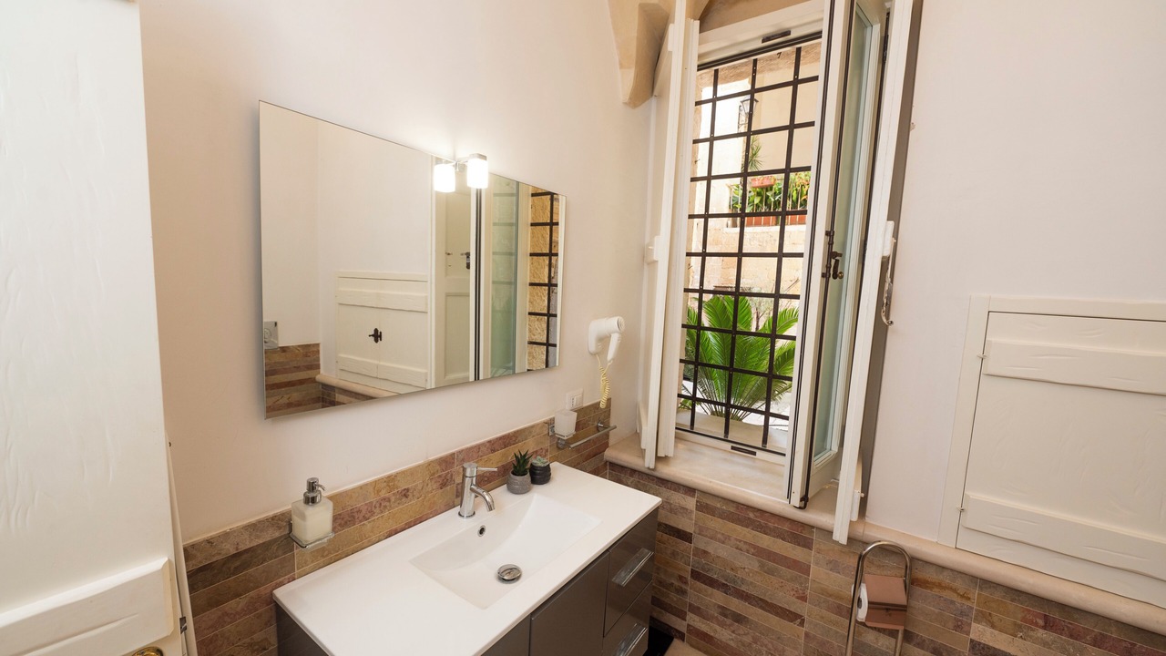 Photo of Bathroom in Lecce Historic Center