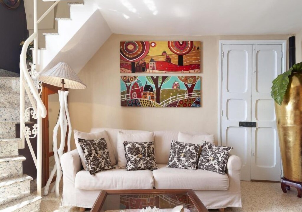 Photo of Livingroom in Gallipoli Historic Center
