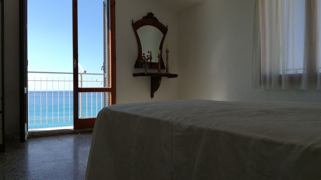 Photo of Bedroom in Acquappesa