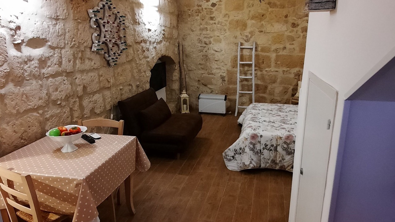 Photo of Bedroom in Bari City Centre