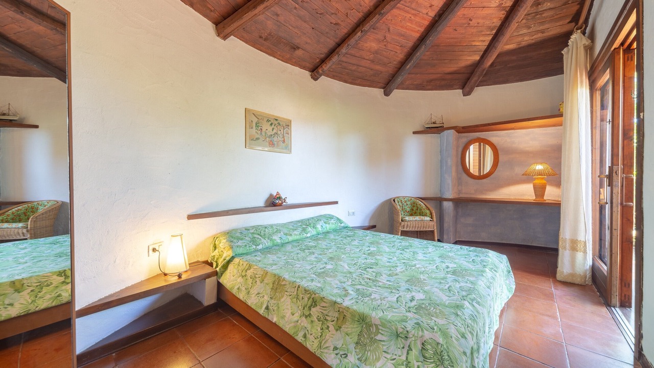 Photo of Bedroom in Baia Caddinas