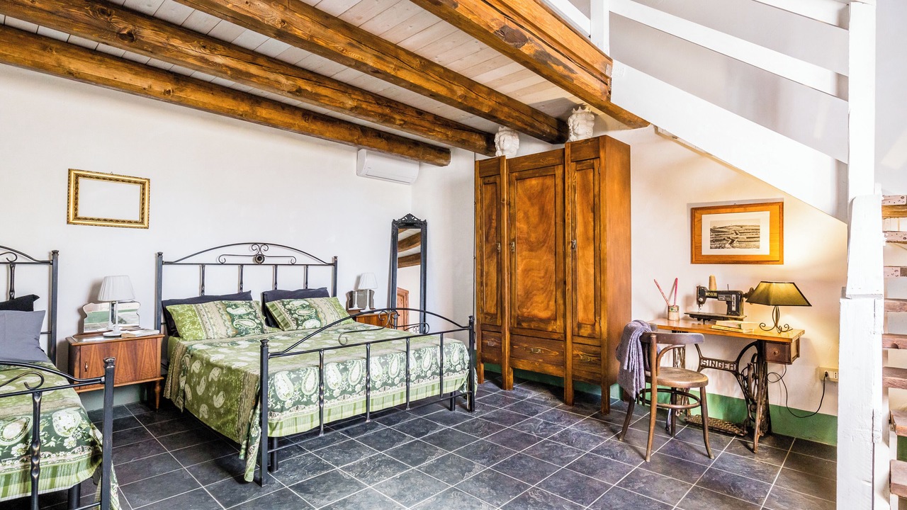 Photo of Bedroom in Avola