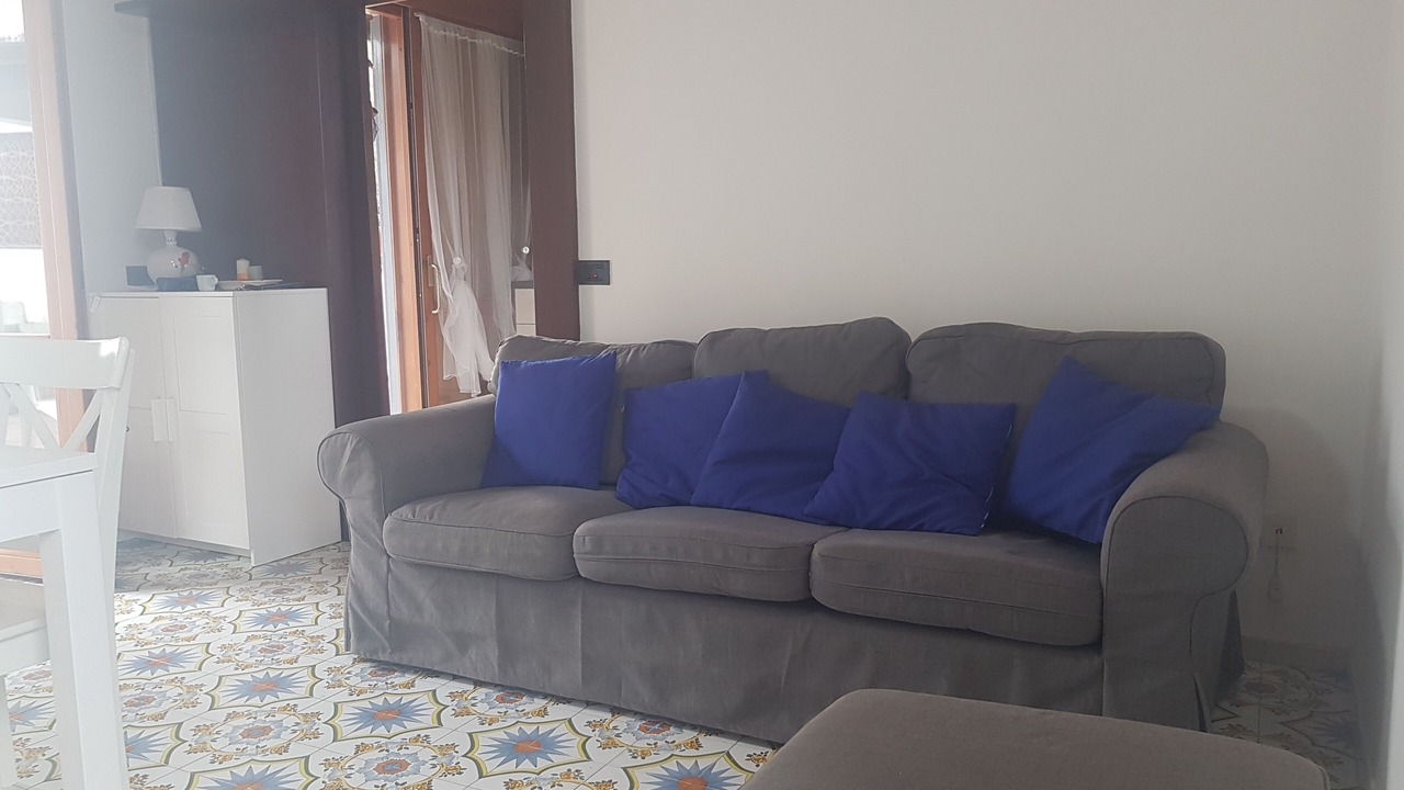 Photo of Livingroom in Laura