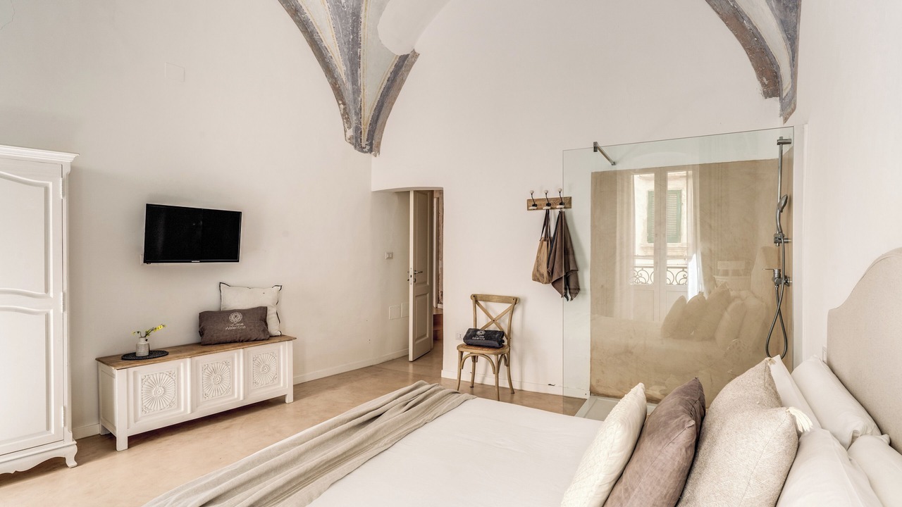 Photo of Bedroom in Gallipoli Historic Center