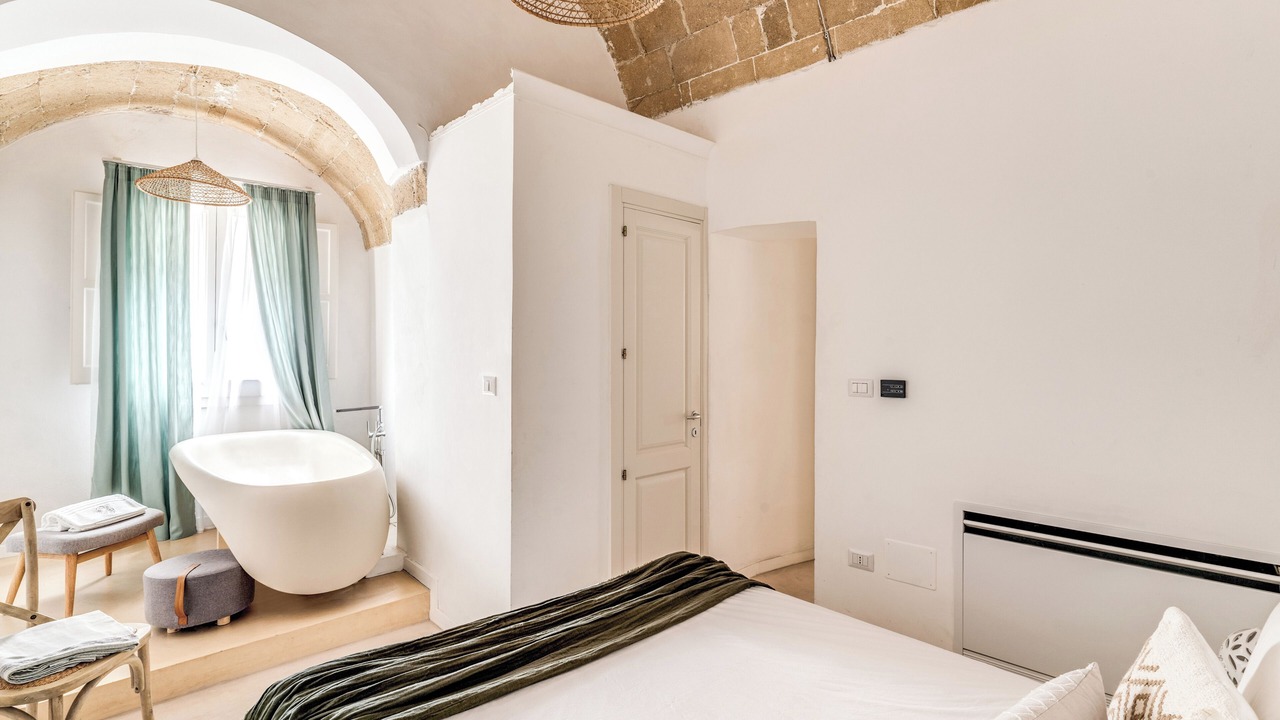 Photo of Bedroom in Gallipoli Historic Center