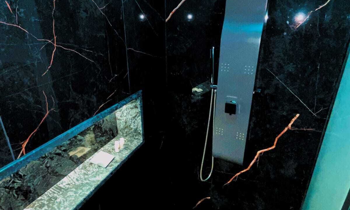Photo of Bathroom in Brindisi Histotic Center