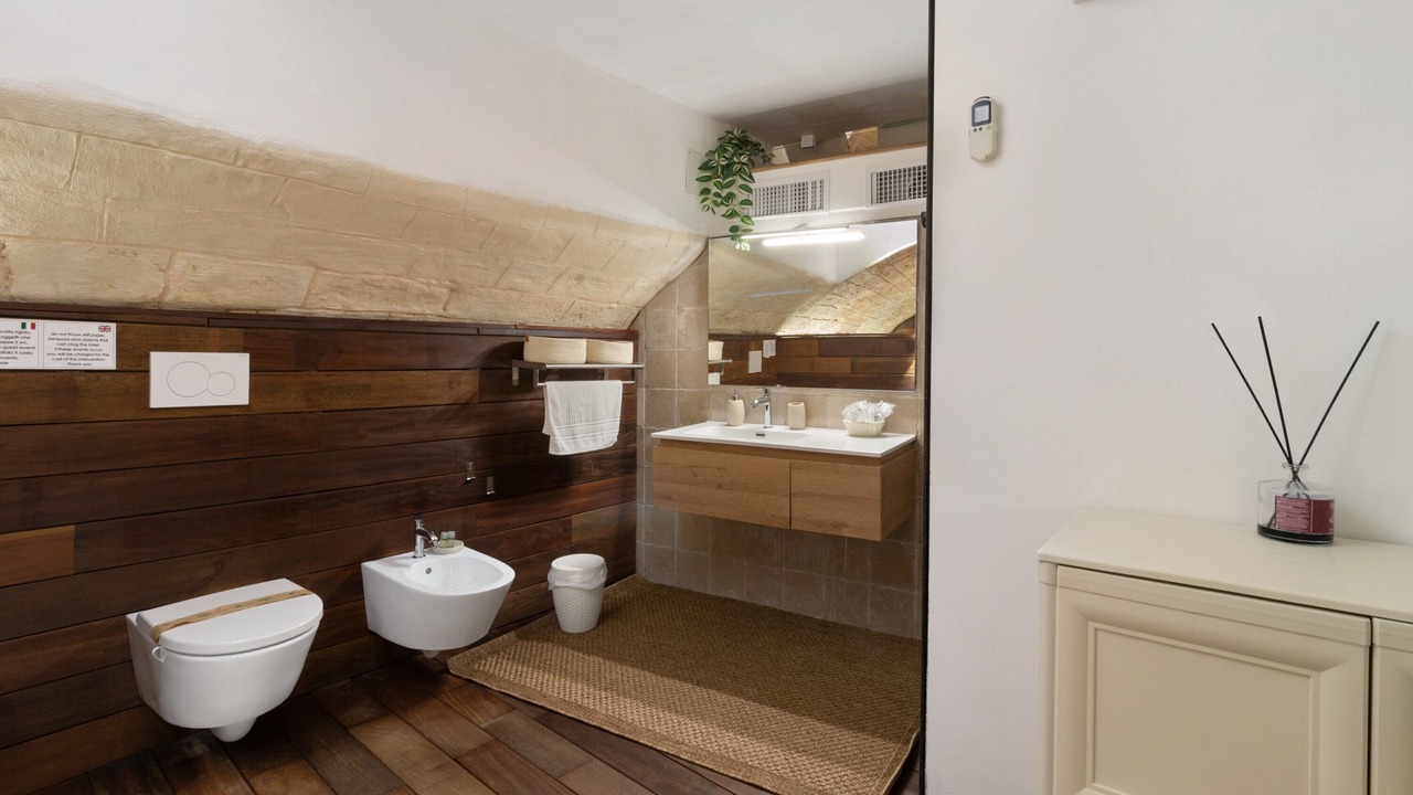 Photo of Bathroom in Bari City Centre