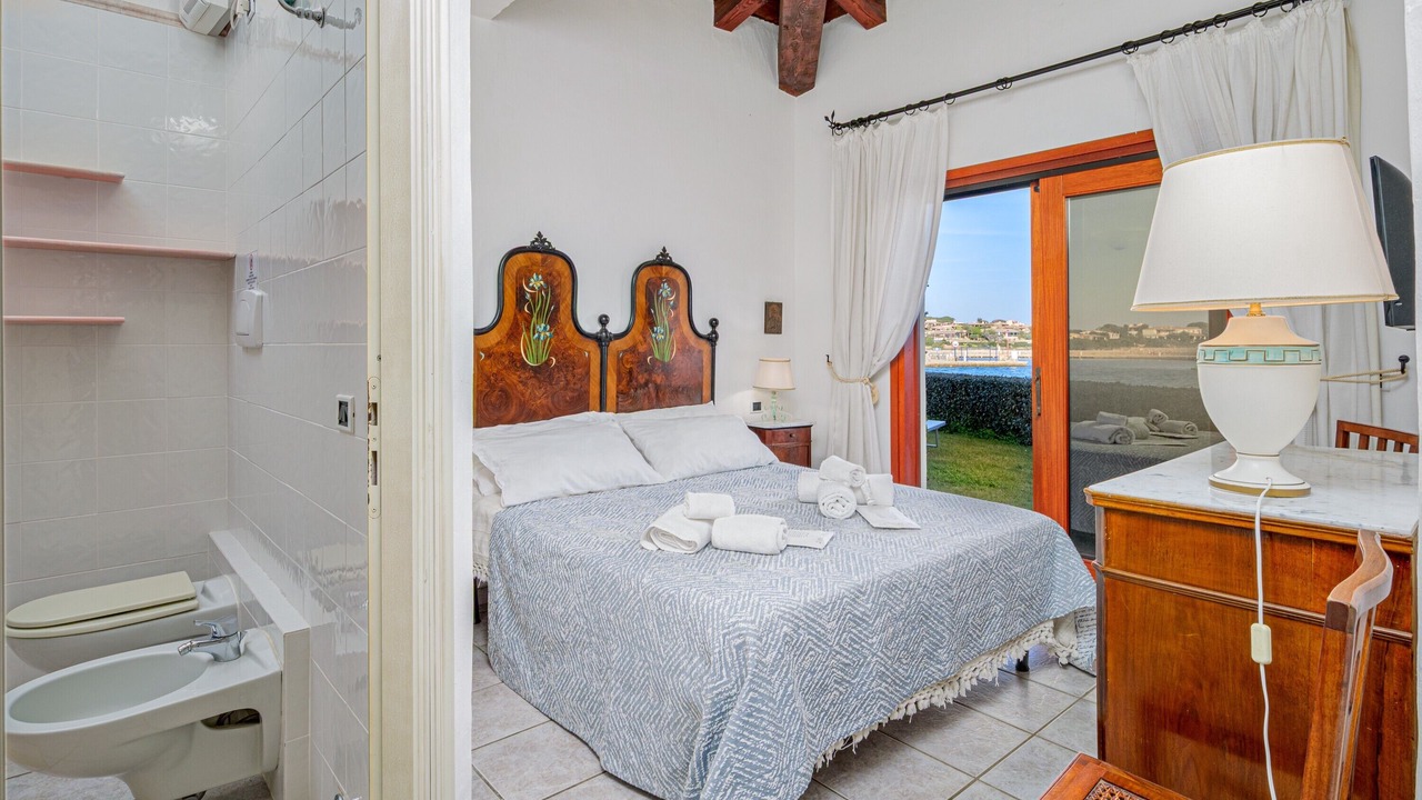 Photo of Bedroom in Baia Caddinas