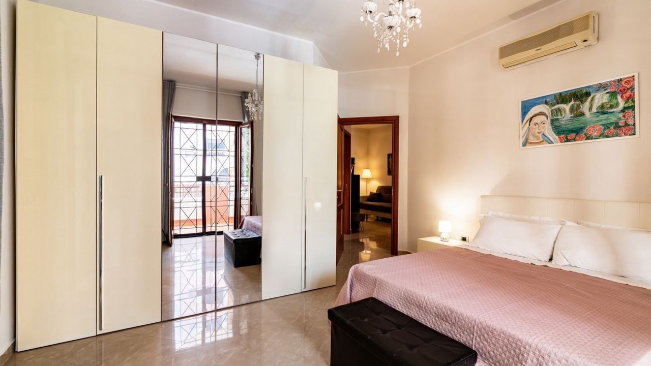 Photo of Bedroom in Trani