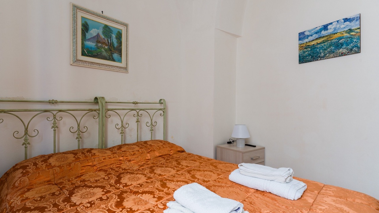 Photo of Bedroom in Gallipoli Historic Center