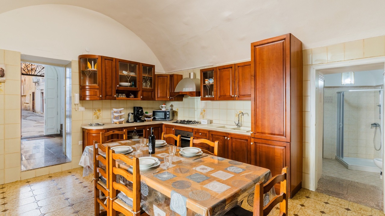 Photo of Kitchen in Gallipoli Historic Center