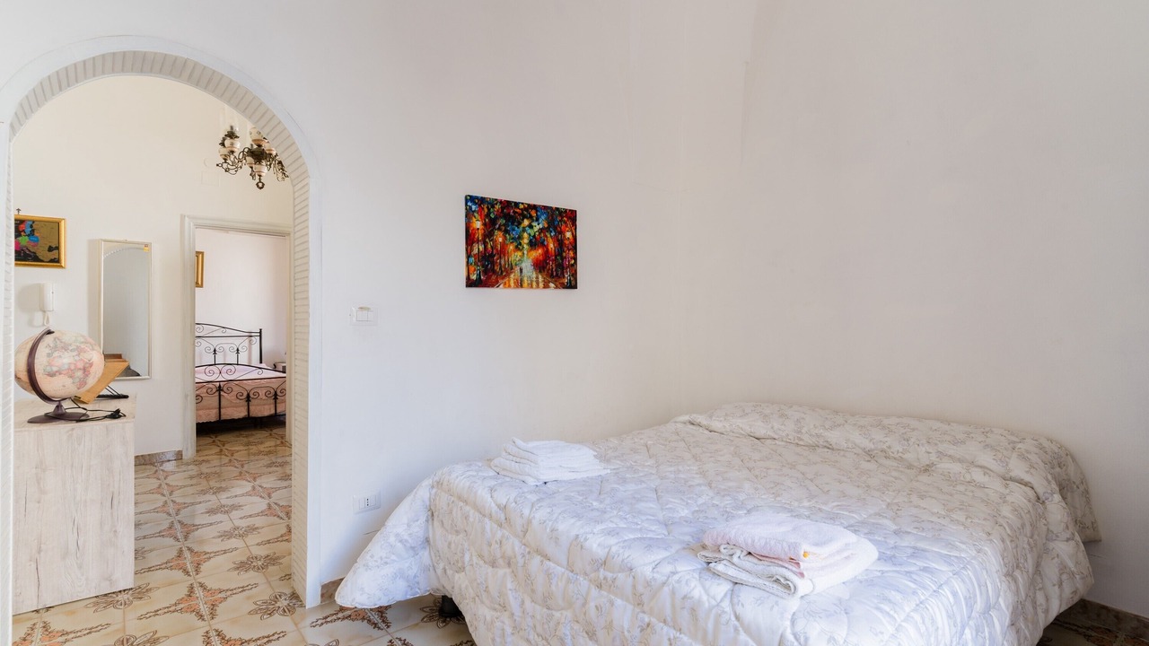 Photo of Bedroom in Gallipoli Historic Center