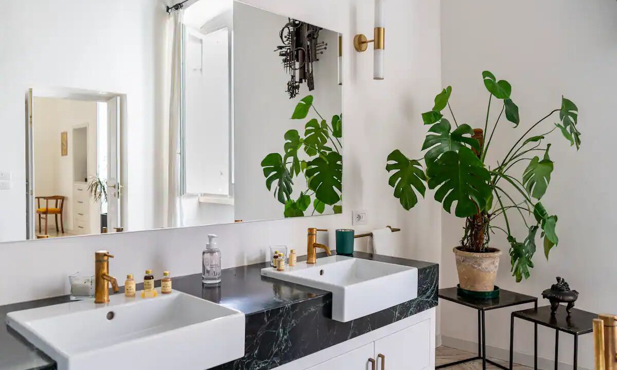 Photo of Bathroom in Galatina Historic Centre