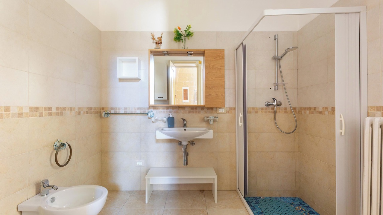 Photo of Bathroom in Vernole