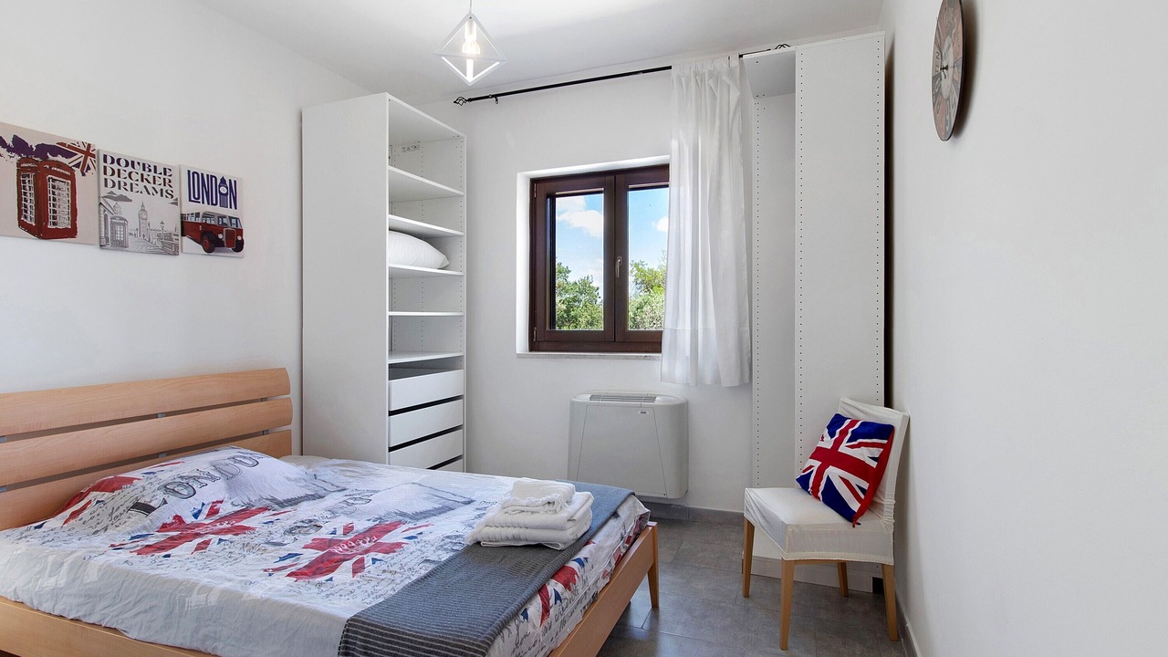 Photo of Bedroom in Mottola