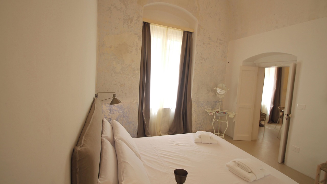 Photo of Bedroom in Gallipoli Historic Center