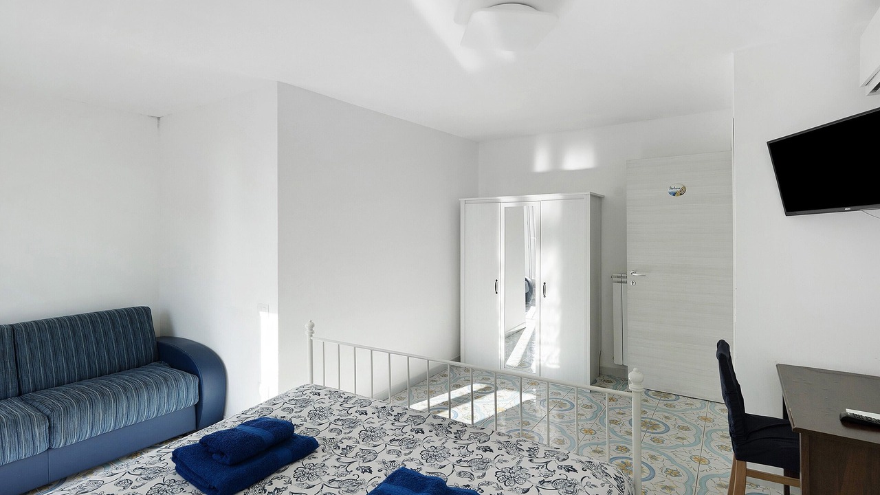 Photo of Bedroom in Historical Downtown Salerno