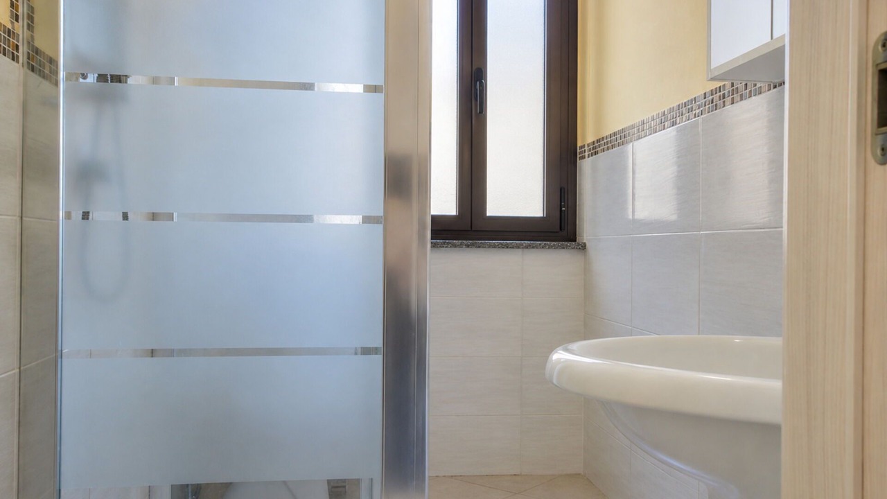 Photo of Bathroom in Brucoli