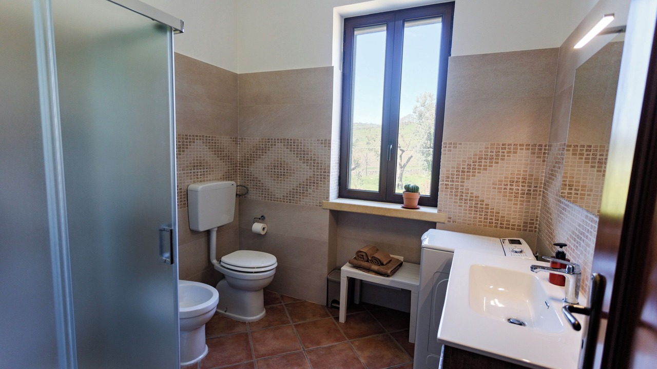 Photo of Bathroom in Diso