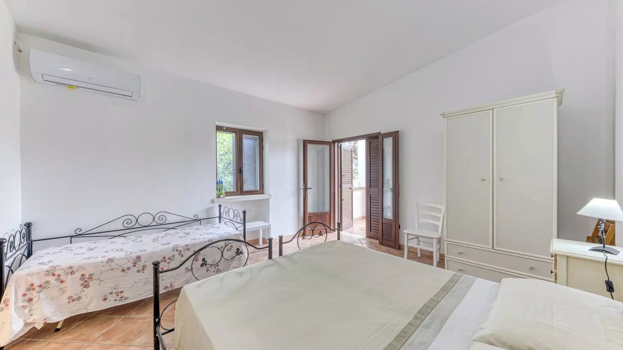 Photo of Bedroom in Diso