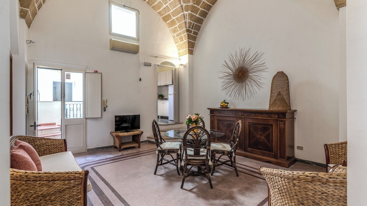 Photo of Livingroom in Gallipoli Historic Center