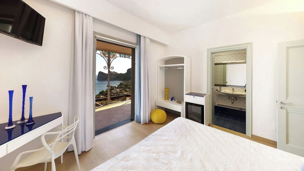 Photo of Bedroom in Marina del Cantone