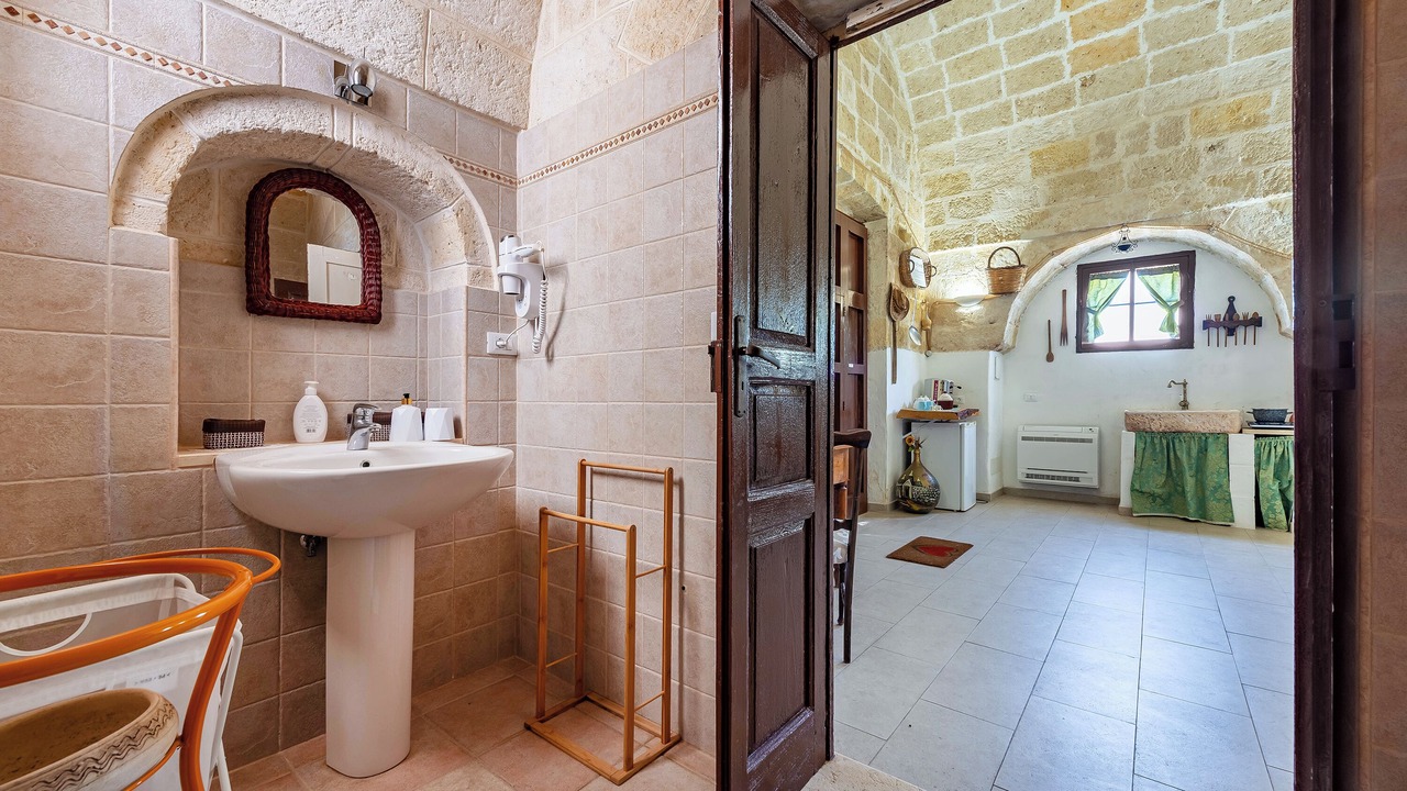 Photo of Bathroom in Crispiano