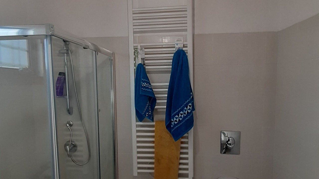 Photo of Bathroom in Lago