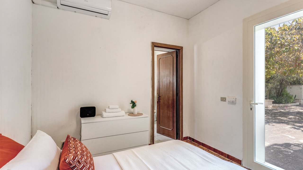 Photo of Bedroom in Baia Verde