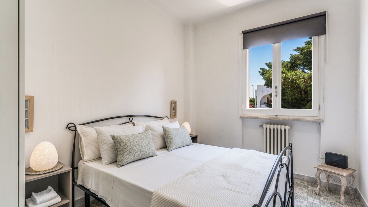 Photo of Bedroom in Baia Verde