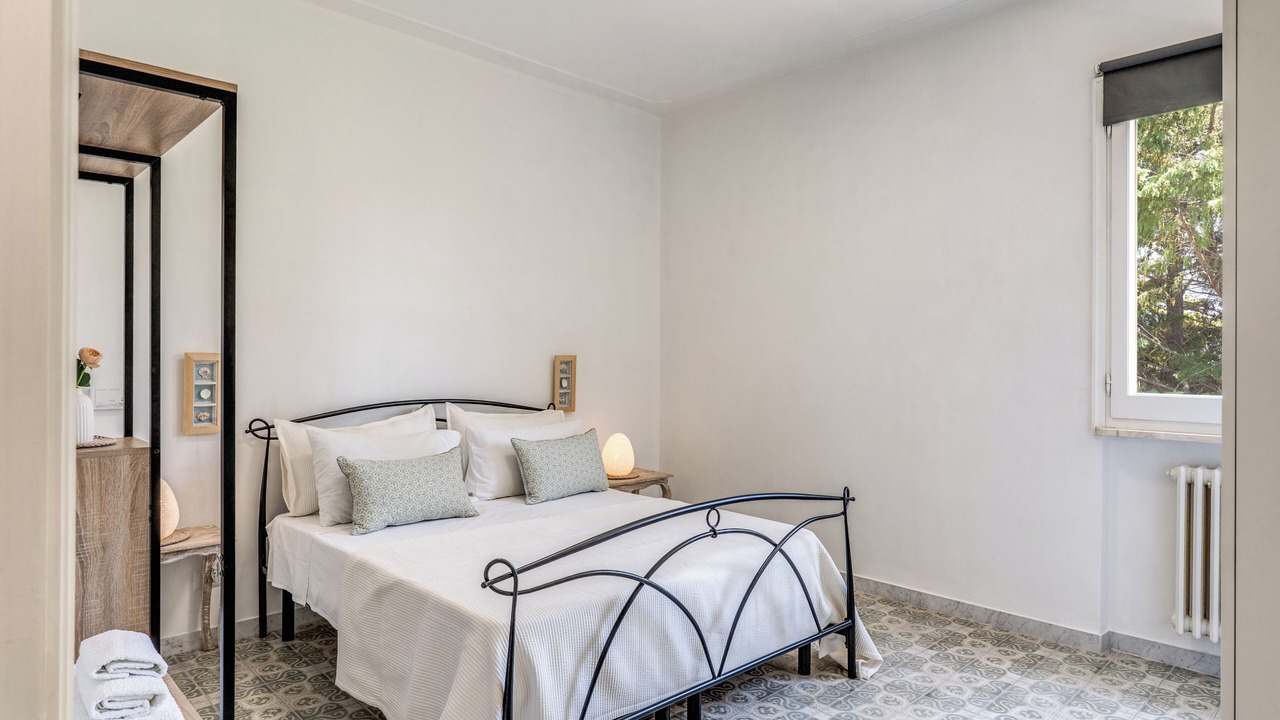 Photo of Bedroom in Baia Verde