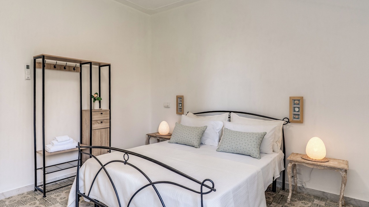 Photo of Bedroom in Baia Verde