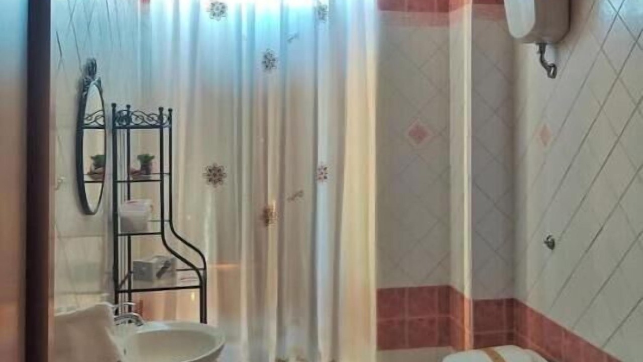 Photo of Bathroom in Guardia Perticara