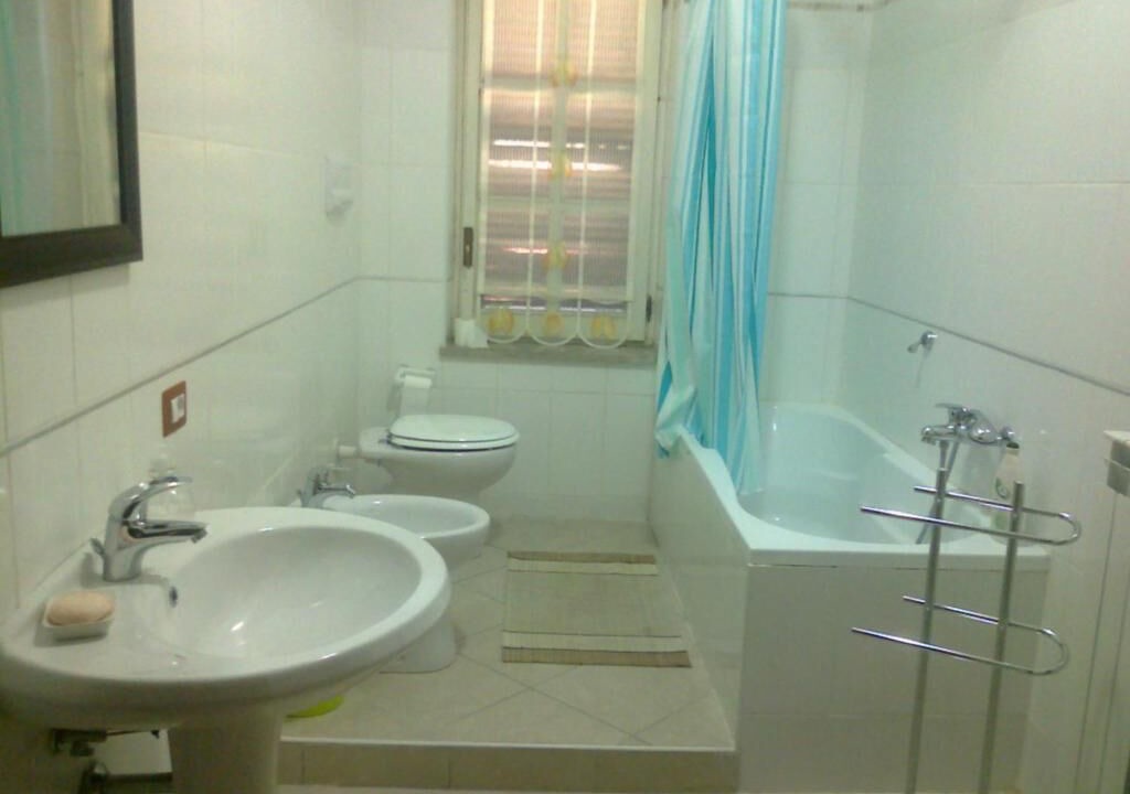 Photo of Bathroom in Catanzaro Lido