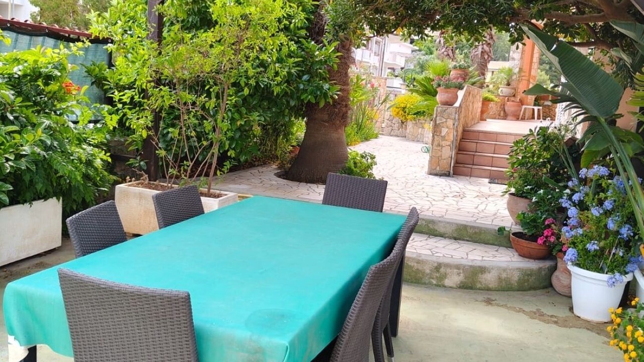 Photo of Outdoor in Matino