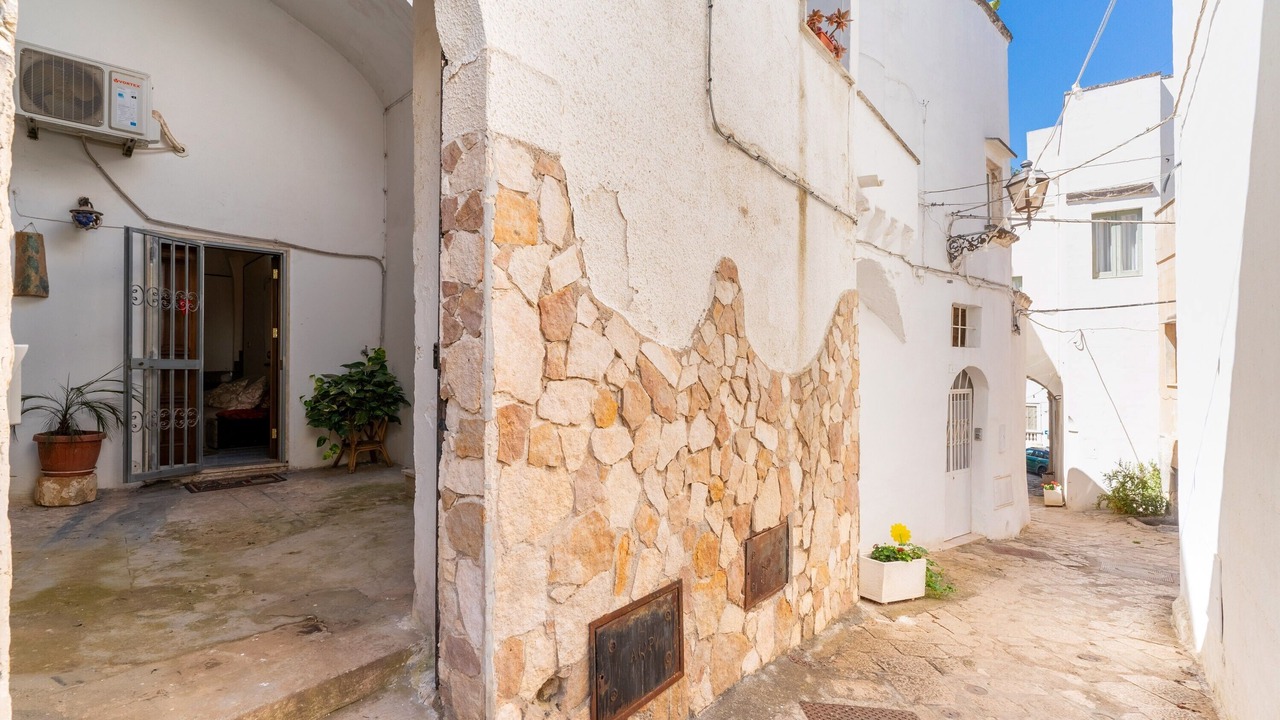 Photo of Outdoor in Matino