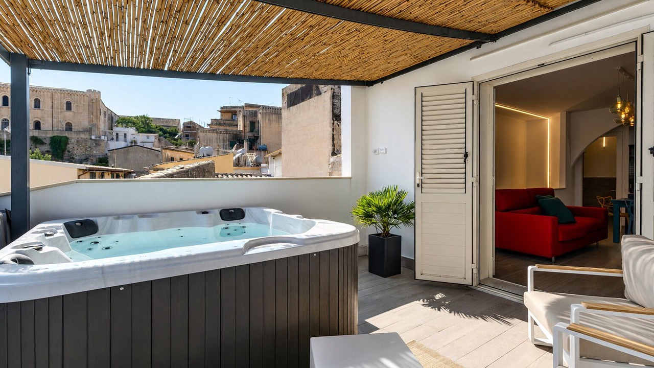 Photo of Patio Balcony in Noto Historic Centre