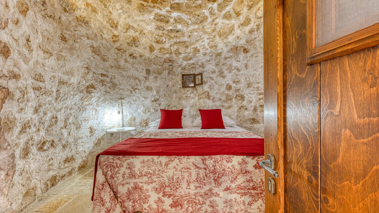 Photo of Bedroom in Salve