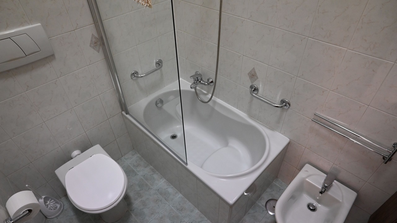 Photo of Bathroom in Brindisi Histotic Center